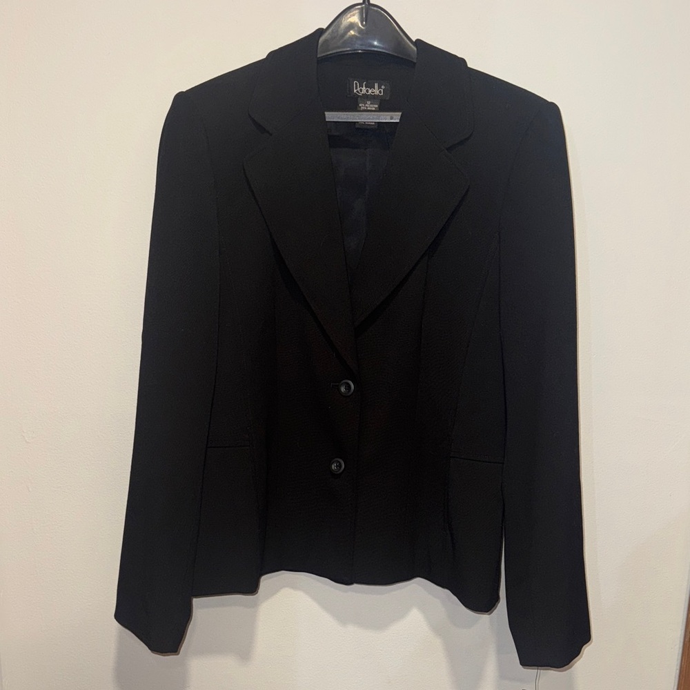 Rafaella NWT Size 12 Classic Black Women's Blazer